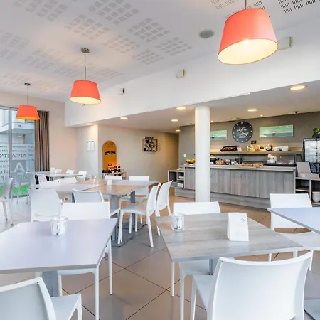 圣纳泽尔城海洋公寓酒店 公寓式酒店 3*